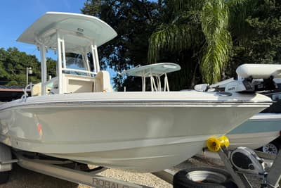 BOATZON | Robalo 226 Cayman 2017