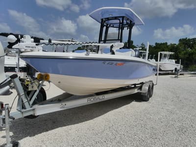 BOATZON | Robalo 226 Cayman 2023