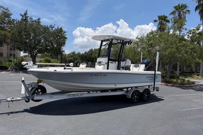 BOATZON | Robalo 226 Cayman 2023