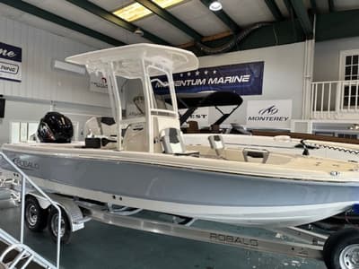 BOATZON | Robalo 226 Cayman 2026