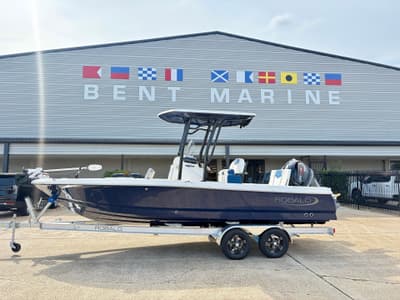 BOATZON | Robalo 226 Cayman 2027