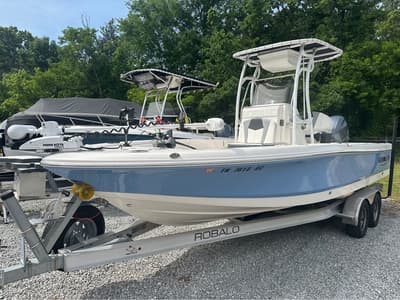 BOATZON | Robalo 226 Caymen 2023
