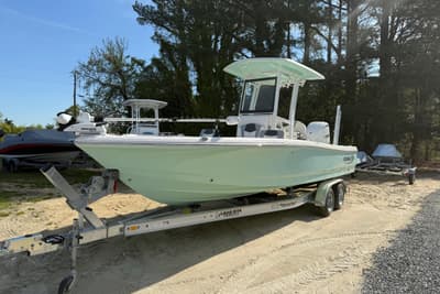 BOATZON | Robalo 246 Cayman 2023