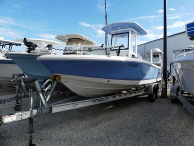 BOATZON | Robalo 246 Cayman 2023