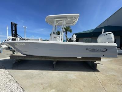 BOATZON | Robalo 246 Cayman 2023