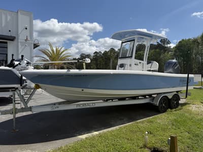 BOATZON | Robalo 246 Cayman 2023