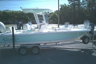 BOATZON | Robalo 246 Cayman 2024