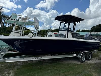 BOATZON | Robalo 246 Cayman 2025 BOATZON | Robalo 246 Cayman 2025