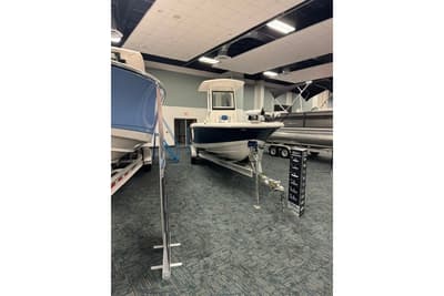 BOATZON | Robalo 246 Cayman 2026 BOATZON | Robalo 246 Cayman 2026