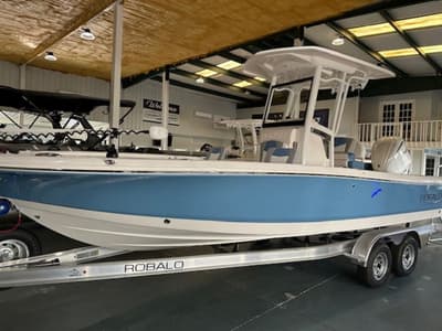 BOATZON | Robalo 246 Cayman 2026