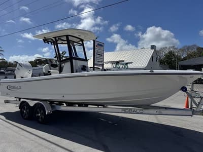 BOATZON | Robalo 246 Cayman 2026