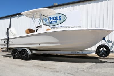 BOATZON | Robalo 246 Cayman 2026