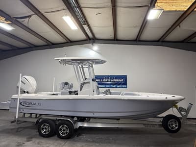 BOATZON | Robalo 246 Cayman 2026 BOATZON | Robalo 246 Cayman 2026