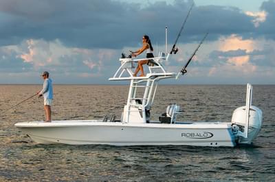 BOATZON | Robalo 246 Cayman 2026