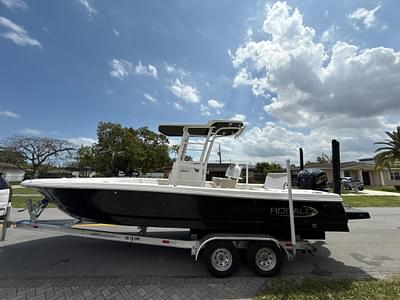 BOATZON | Robalo 246 Cayman SD 2021