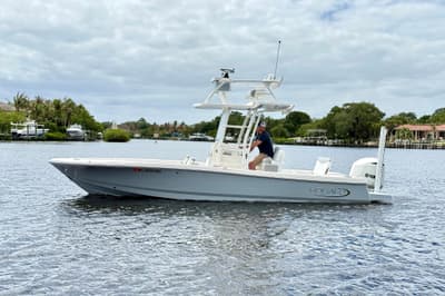 BOATZON | Robalo 246 Cayman SD 2021