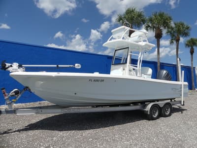 BOATZON | Robalo 246 Cayman SD 2022