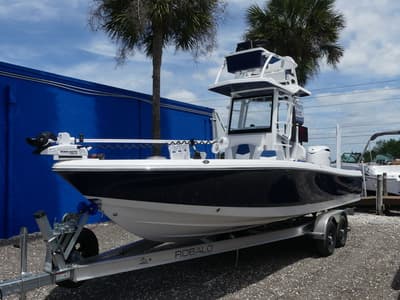 BOATZON | Robalo 246 Cayman SD 2026