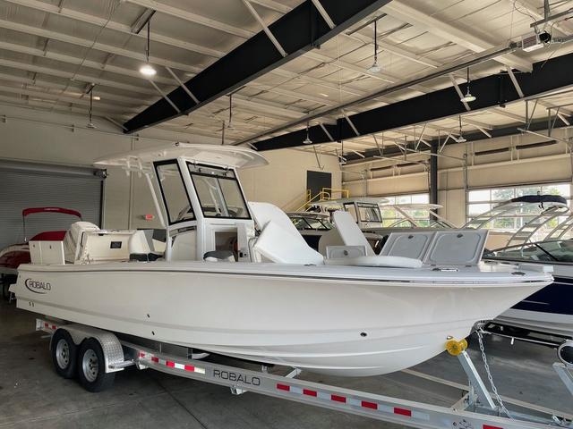 2023 Robalo 266 Cayman - Sold Boat