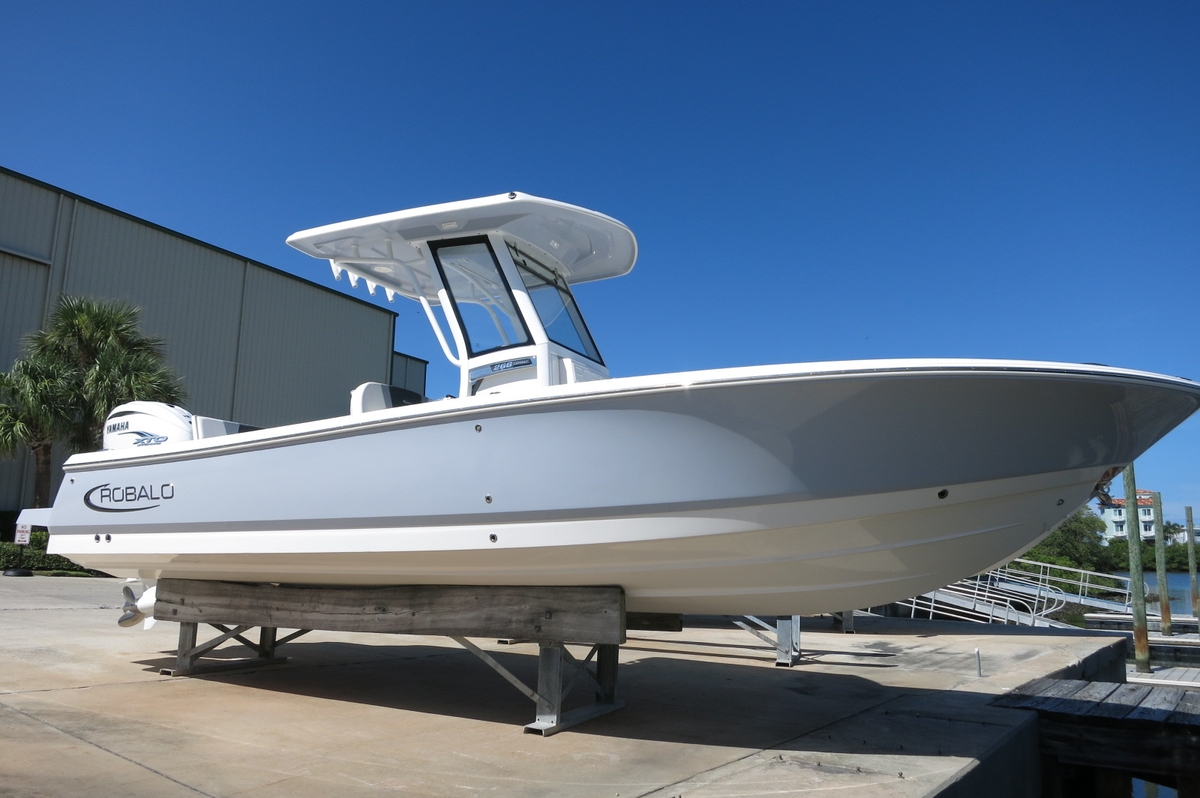 2025 Robalo Robalo 266 Cayman 2025 - Sold Boat