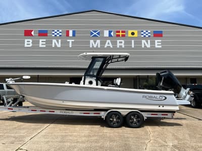BOATZON | Robalo 266 Cayman 2026