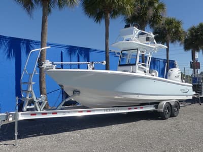 BOATZON | Robalo 266 Cayman SD 2026