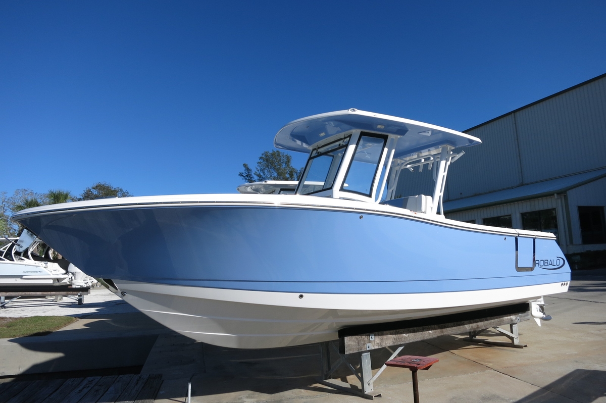 2025 Robalo Robalo Center Console R270 2025 - Sold Boat