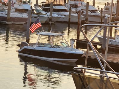 BOATZON | Robalo Dual Console R247 2012