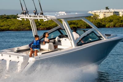 BOATZON | Robalo Dual Console R277  Arriving late August 2026 2027
