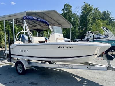 BOATZON | Robalo R160 2020
