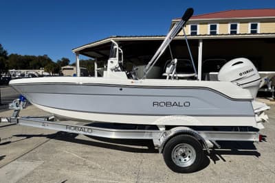 BOATZON | Robalo R160 Center Console 2026 BOATZON | Robalo R160 Center Console 2026
