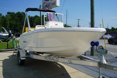 BOATZON | Robalo R160 Center Console 2026 BOATZON | Robalo R160 Center Console 2026