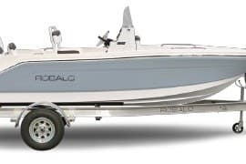 BOATZON | Robalo R160 Center Console 2027
