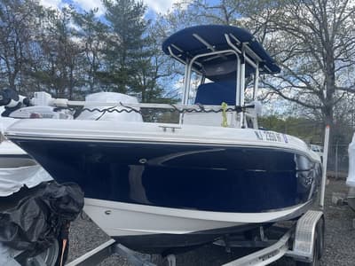 BOATZON | Robalo R180 2012