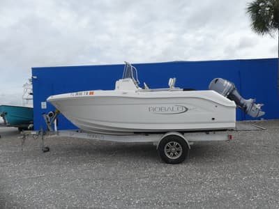 BOATZON | Robalo R180 2021