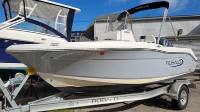 BOATZON | Robalo R180 2024