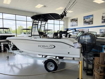 BOATZON | Robalo R180 2025