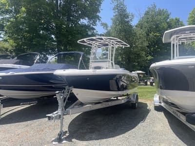 BOATZON | Robalo R180 2025