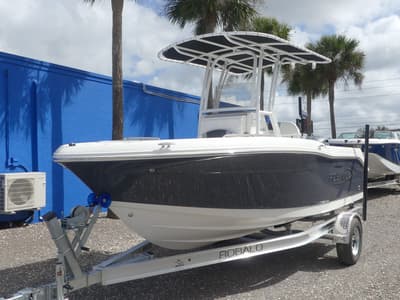 BOATZON | Robalo R180 2026