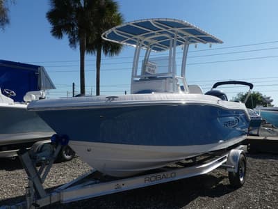 BOATZON | Robalo R180 2026