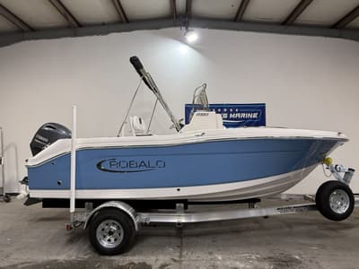 BOATZON | Robalo R180 2026