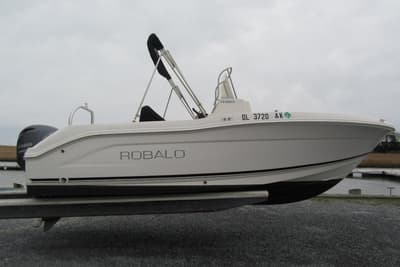 BOATZON | Robalo R180 Center Console 2015