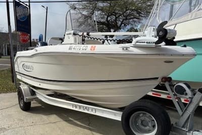 BOATZON | Robalo R180 Center Console 2018