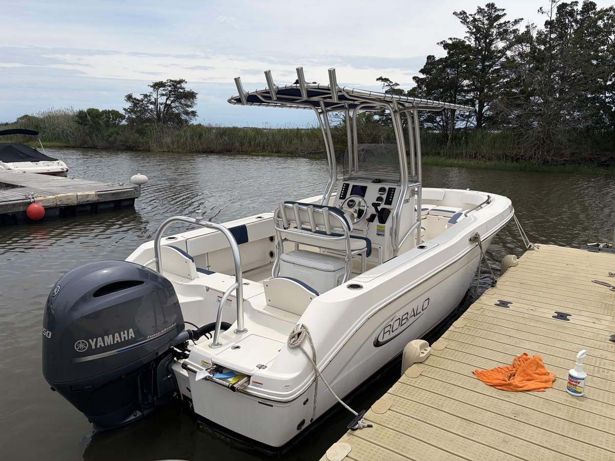 2021 Robalo Robalo R200 2021 - Sold Boat