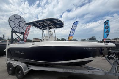 BOATZON | Robalo R200 Center Console 2015
