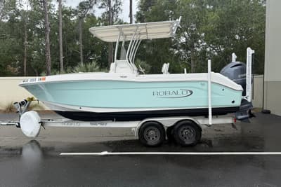 BOATZON | Robalo R200 Center Console 2021