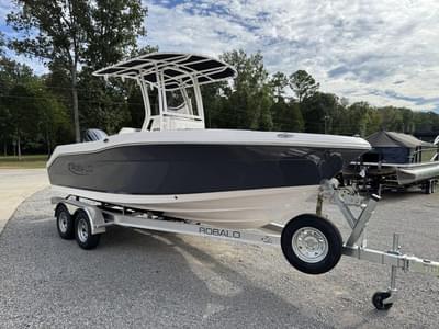 BOATZON | Robalo R200 Center Console 2025