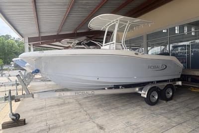 BOATZON | Robalo R200 Center Console 2026