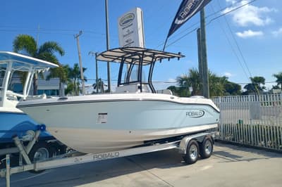 BOATZON | Robalo R200 Center Console 2026 BOATZON | Robalo R200 Center Console 2026