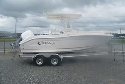 BOATZON | Robalo R200 Center Console 2027
